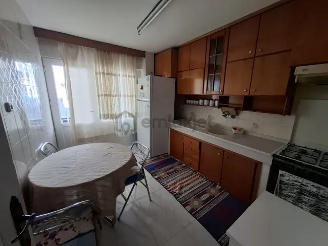 Kuşadası Merkezde Sahile Yürüme Mesafesinde Satılık 2+1 Daire 5