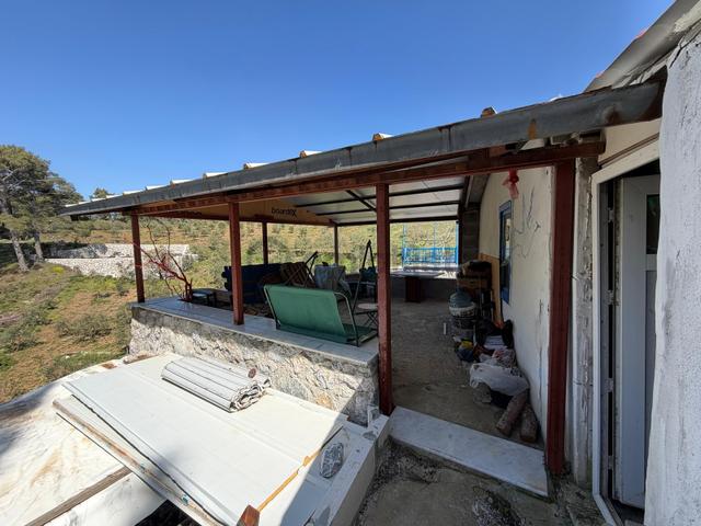 İzmir Kavacık'ta Yola Cepheli, Doğal Su Kaynaklı, 2646 M² Bağ 2