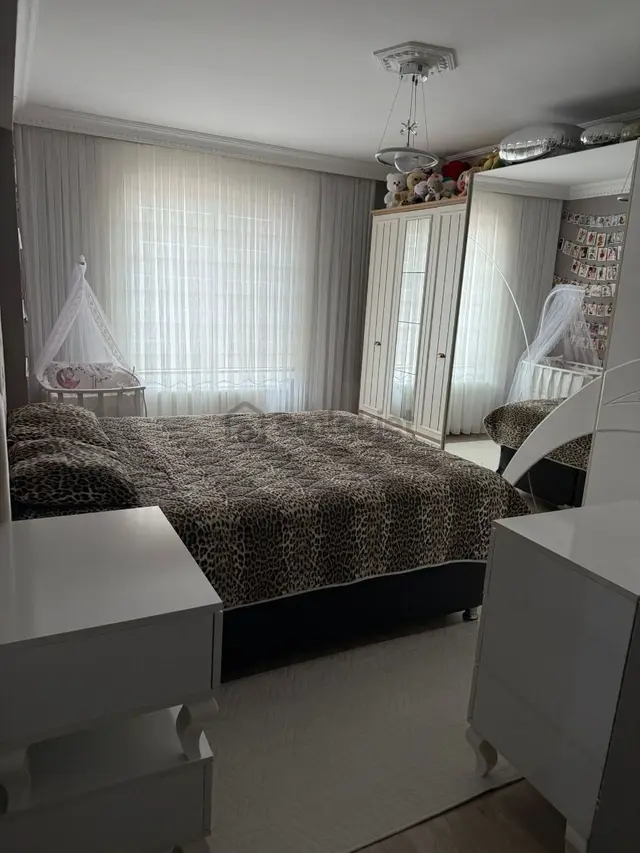 Keçiören Yayla Mah .orta Kat Ankara Manzaralı Full Yapılı 3+1 3