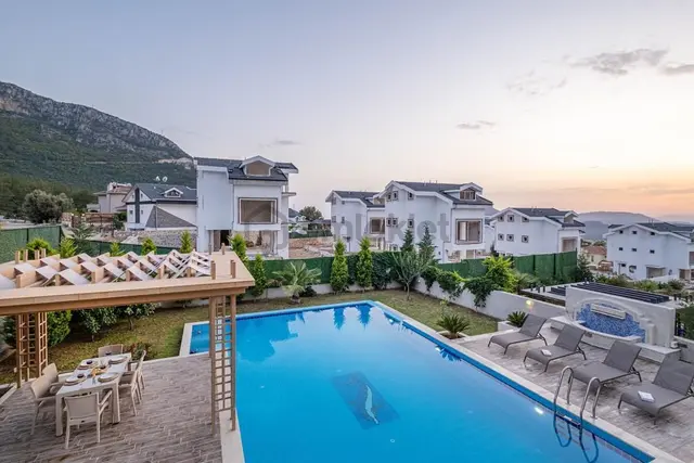Luxury Villamdan Ölüdeniz'de 4+1 Lüks Villa 4
