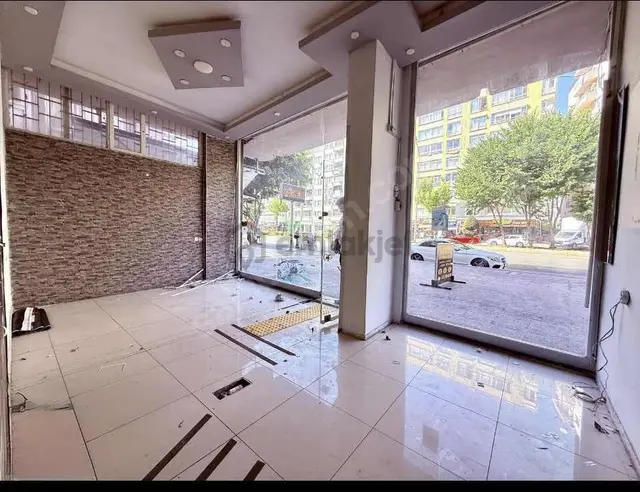 Gmk Üzerı Tabela Değerı Yüksek Dükkan 3