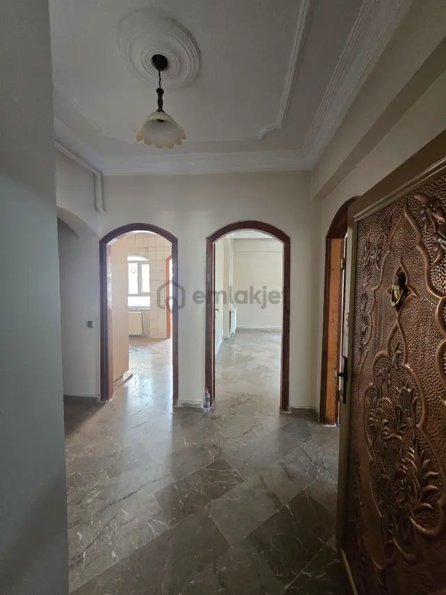 Şanlıurfa Öğretmenler Evi Civarı Satılık Daire 3