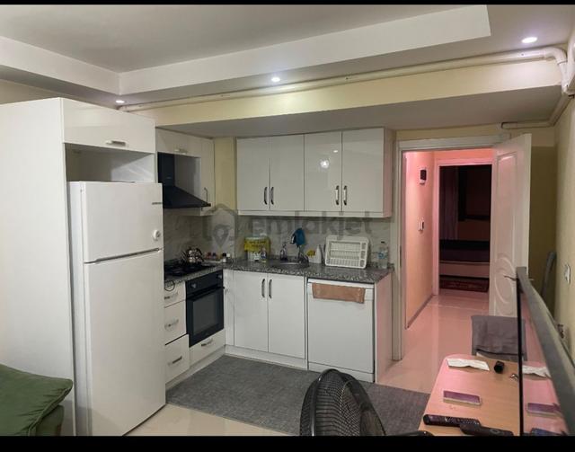 Cumhuriyet İlk. Civarında İçi Yeni Eşyalı Kiralık 1+1 Daire 4