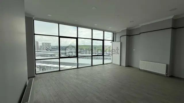 Otonomi D3 Blokta 600m2 Satılık Teraslı Komple Ofıs Katı 3