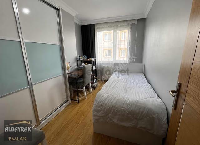 Albayrak'tan Site İçi Ultra Geniş Açk Kpl Otoparklı 3+1 Daire 2