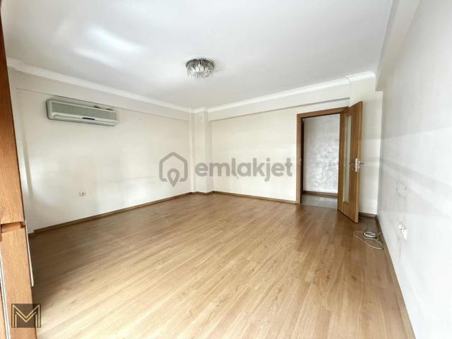 Karşıyaka Yalı Mahallesinde Muhteşem Konumda 3+1 Kiralık