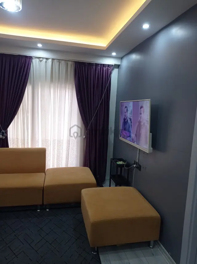 Adana Sarıçamda Gültepede Caddeye Yakın Canlı Lokasyonda Eşyalı 1+1 Kiralık Fırsat Daire 1