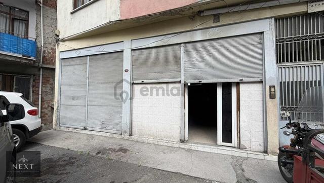Meydana Yakın Kiralık Depo Ve Dükkan 90m2 1