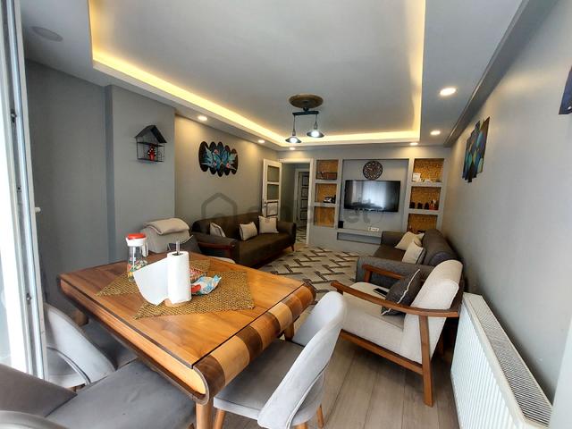 Gaziosmanpaşa Küçükköy Yeni Mah Acil Satılık Birinci Kat Balkonlu 2+1 95 M2 5