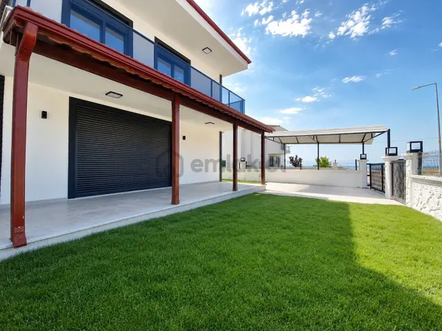 Umas Solutıon'dan Deniz Manzaralı - Müstakil Bahçeli 3+1 Villa 3