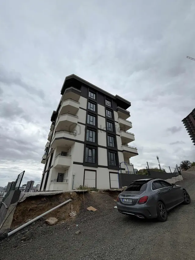 Rw Beta Alanlı Full Panaromik Deniz Manzaralı Satılık 1+1 Daire 1