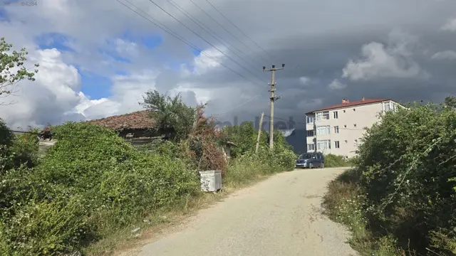 Cide İlkim Emlak'tan Satılık Arsa Ve Ahşap Bina