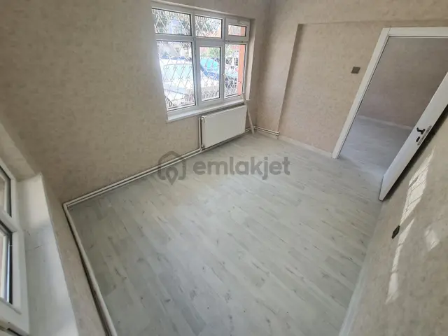 Lokman Hekim Hast. Yakını Giriş Kat Full Yapılı Ön Cephe 3+1 3