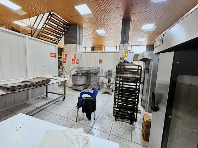 Mobilya Kent Satılık Dükkan 3