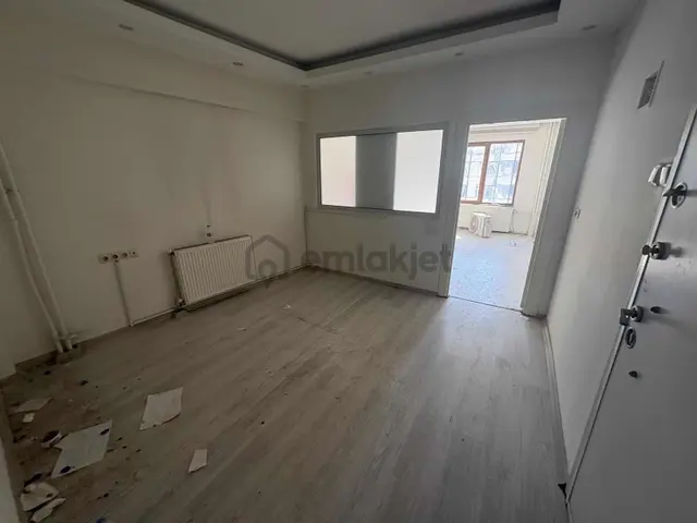 Remax Yeni'den Büyükşehir Belediye Arkası Uygun Fiyatlı İş Yeri 3