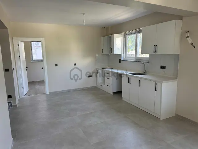 Ortaca Cumhuriyet Mahallesinde Kiralık 4+1 Geniş İkiz Villa 4