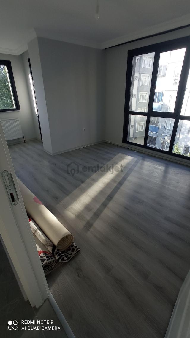Sultanbeyli Mimarsinanda Acil Kirlalik Daire 2