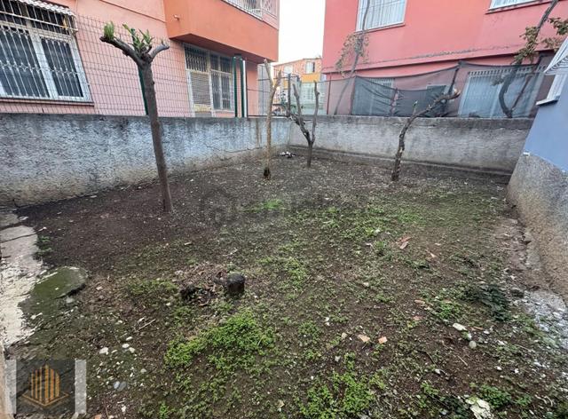 Sağlam'dan Barış Mahallesinde 4+1 Tek Katlı Kiralık Ev 2