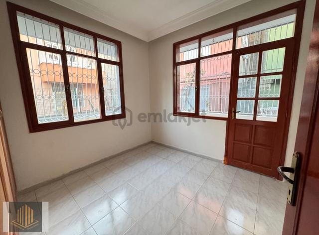 Sağlam'dan Barış Mahallesinde 4+1 Tek Katlı Kiralık Ev 5