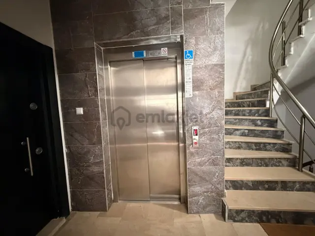 Arnavutköy Merkez Avlu Avm'ye Yakın 5+1 Dubleks Kiralık Daire 2