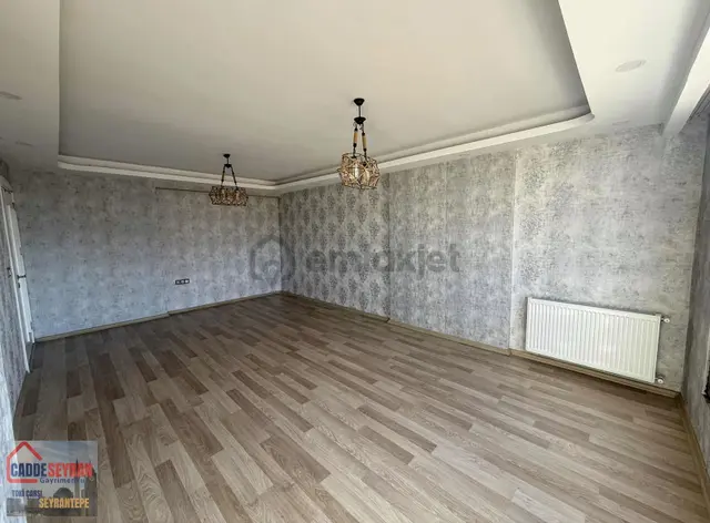 Cadde Seyrandan Kiralık 3+1 Mehmetçık Mah Ara Kat 3