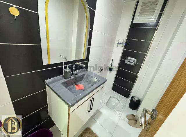Baştan Sona Yenilenmiş Site İçi Satılık Ultra Lüks 3+1 Daire 2