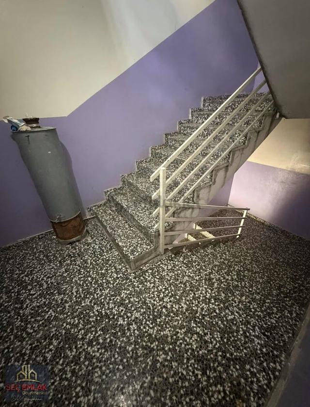 Seç Emlaktan Ana Cadde Üzerinde 168m2 Tek Tapu Dükkanlı Bakımlı 3