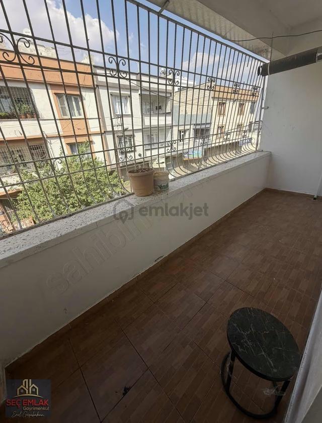 Seç Emlaktan Ana Cadde Üzerinde 168m2 Tek Tapu Dükkanlı Bakımlı 4