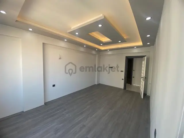 Aydın'dan Silifke Caddesinde 4+1 Fırsat Satılık Daire 1