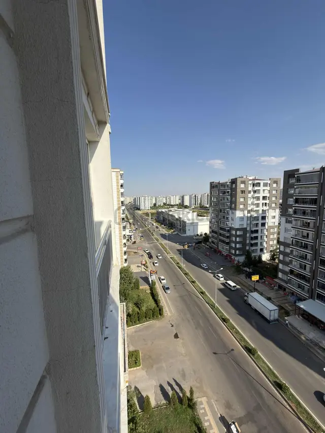 Şehir Hastanesi Yakınında 4+1 Satılık Daire 2