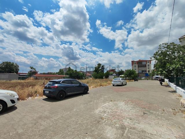 Ergene Yeşiltepe'de Ana Caddeye 2. Parselde 500 M² Kiralık Depo 5