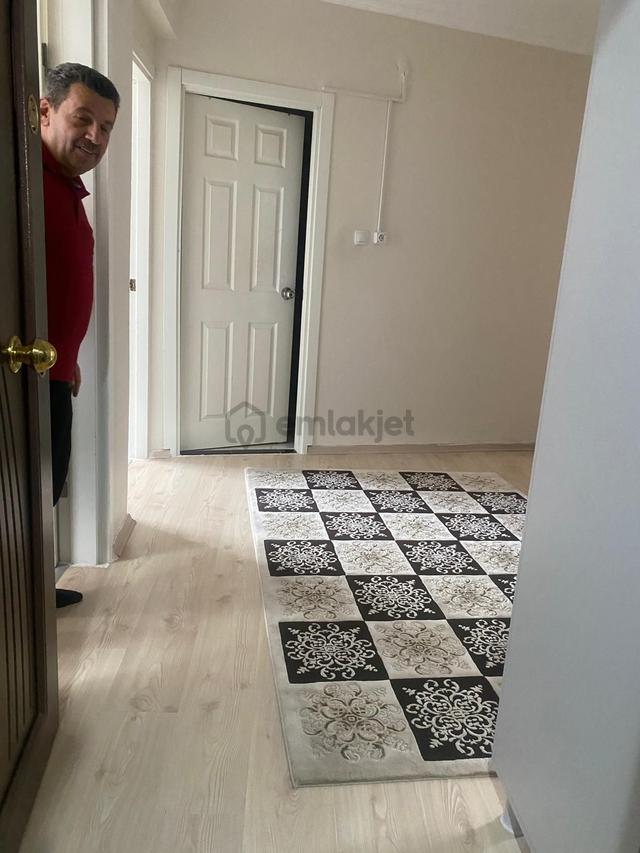 Büşra Gayrimenkulden Çarşı Merkezde Satılık Daire 2+1 Kat 4 4