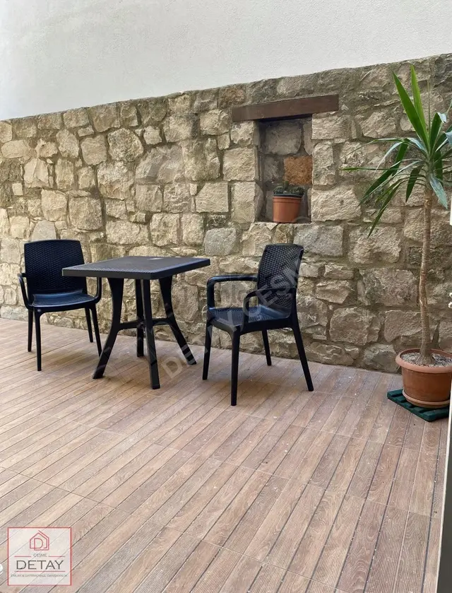 Çeşme Merkezde Eşyalı Bahçe Katı 2+1 Kiralık Daire 4