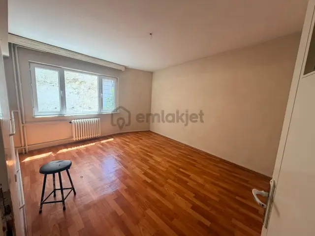 Heykel'de Valilik Binasının Arkasında Kiralık 3+1 Daire 4