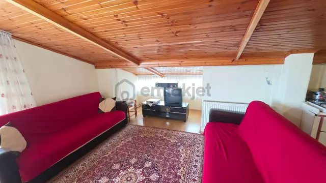 Truva// Ali Arslan'dan Deniz Manzaralı Çatı Katı 2+1 Kiralık 4