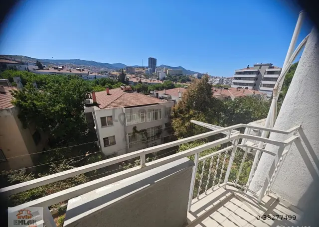 Göztepe Metro Yakını Amerikan Kol.karşısı 3+1 Manzaralı Arakat 1