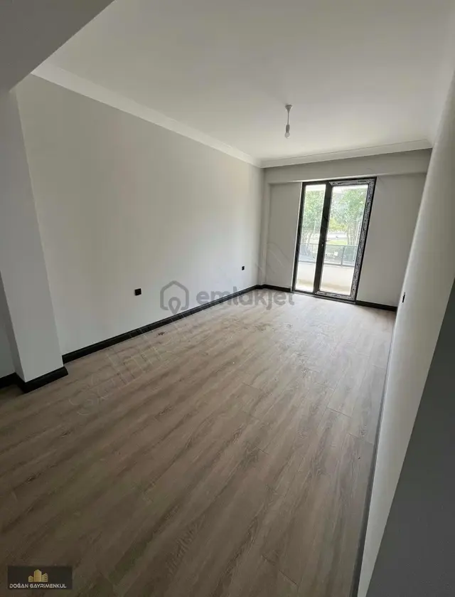 3+1 Yüksek Giriş Geniş Metre Kare İskanı Alınmış Oturuma Hazır 3