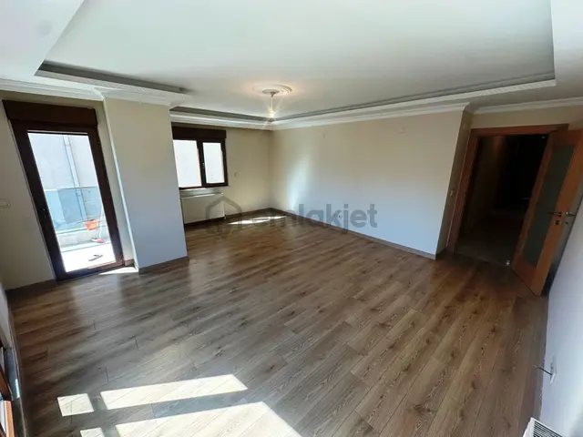 Cevizli Medical Park Yakın 7 Yıllık Güvenlikli 110m2 Kiralık 2+1 5