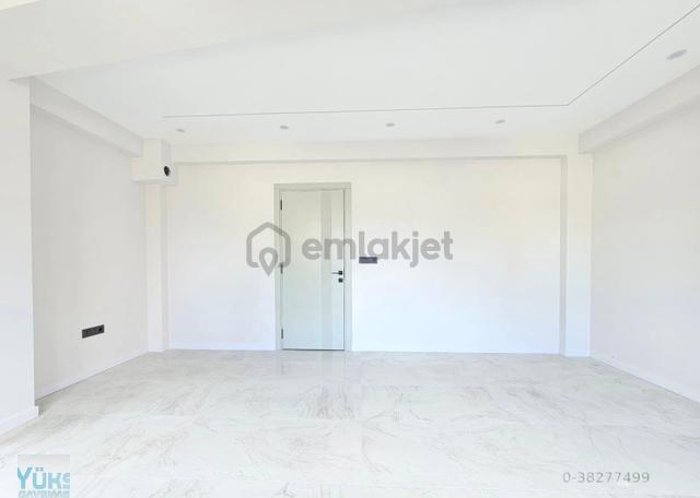 Denizli Şemikler Mahallesinde 2+1 120 M2 Naz Bayrak Yakını Satılık Bahçe Katı 5