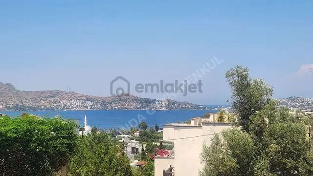 Yalıkavak Geriş'de Deniz Manzaralı Villa