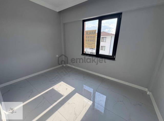 Mg Emlaktan Kiralık 1+1 Orta Kat Üçüncü Kat 3