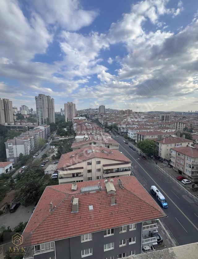 Dikmen Caddesi Stüdyo Evlerinde Yapılı Manzaralı Eşyalı Satılık 3