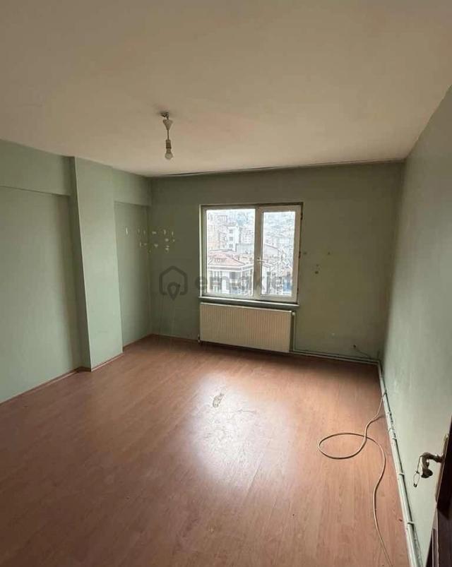 Kağıthane Yahyakemal Mah Çift Balkonlu 2+1 Aileye Uygun Kiralık 3