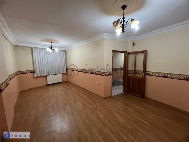 Samnimodan Çarşı İçinde Satılık Muhteşem Daire