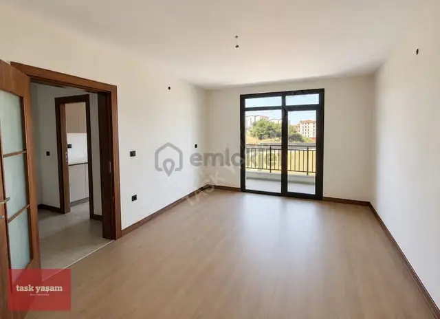 Aydınlı 627 Konutları'nda 3+1 Kiralık Daire 1