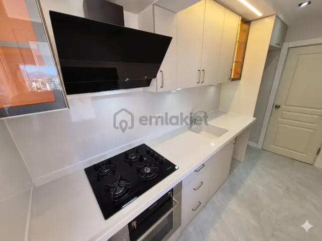 Aktif'ten Akçay Merkez'de Satılık Deniz Manzaralı Ayrı Mutfaklı Lüx 2+1 Daire 3