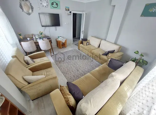 Nuri Pakdil Lisesine Komşu Güney Cephe Satılık 2+1 Daire