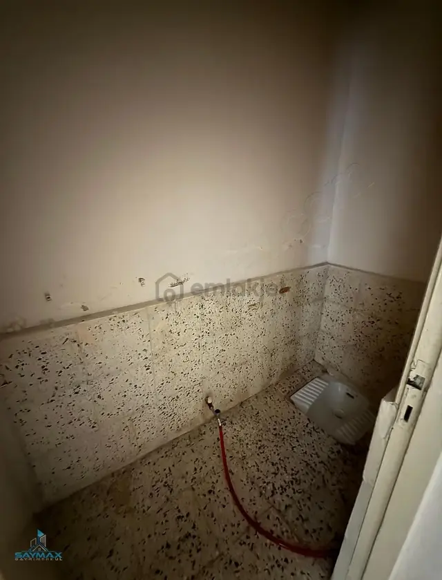 Döşeme Mahallesi Emniyet Binası Arkasında 100 M2 Kiralık Depo 3