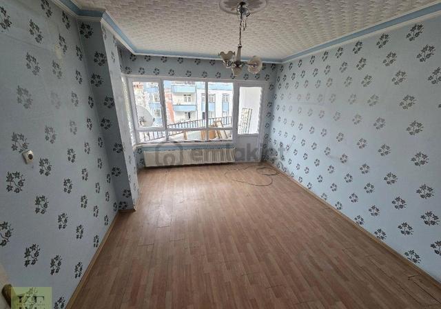 Ankara Sincan Atatürkte Geniş Metrekare Asansörlü Açık Cepheli Mükemmel Lokasyonlu Kiralık İşyeri 3