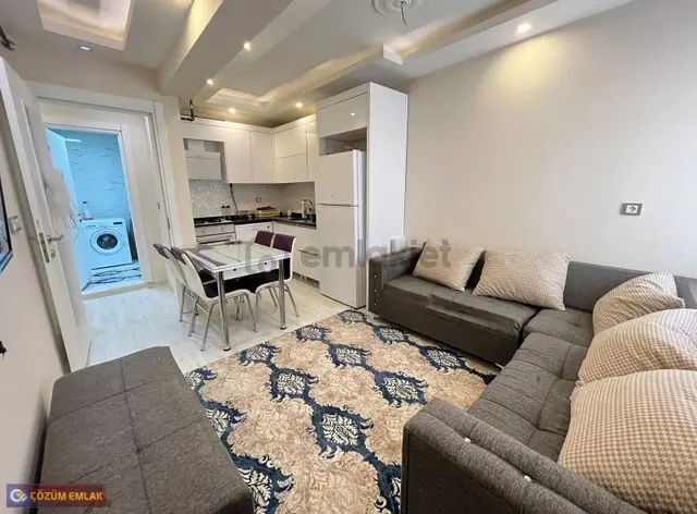 Çözüm Emlak'tan Muradiye İstasyon Bölgesi'nde 1+1 Eşyalı Kiralık 2